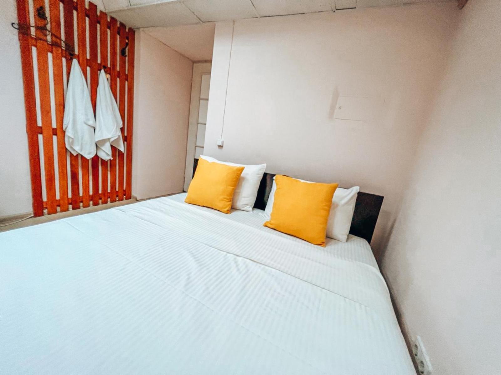 Guest House On Saksahanskoho Street 基輔 外观 照片